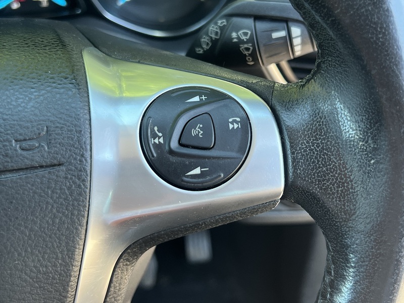 Ford Kuga TDCi Titanium - U12478