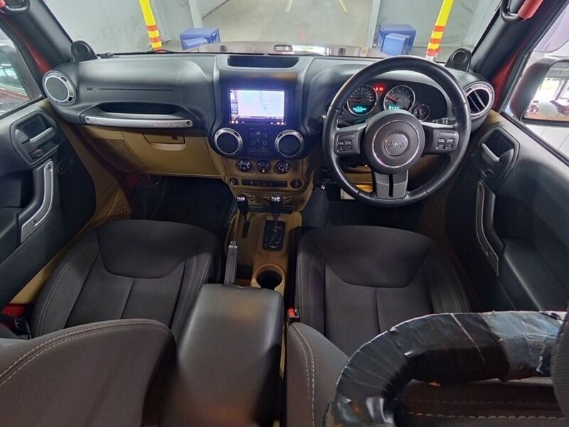 Jeep Wrangler V6 Sahara Unlimited - U12483