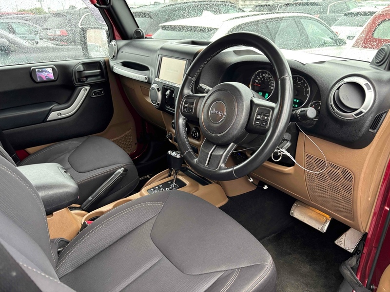 Jeep Wrangler V6 Sahara Unlimited - U12483