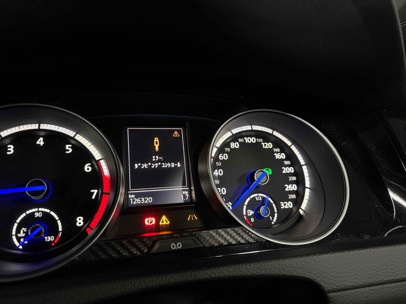 Volkswagen Golf R - U12485