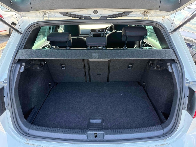 Volkswagen Golf GTI - U12488