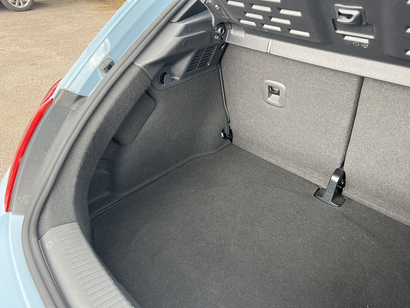 Volkswagen Beetle Design Tsi Dsg - U12495