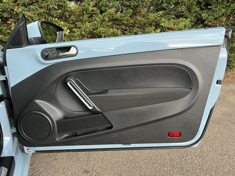 Volkswagen Beetle Design Tsi Dsg - U12495