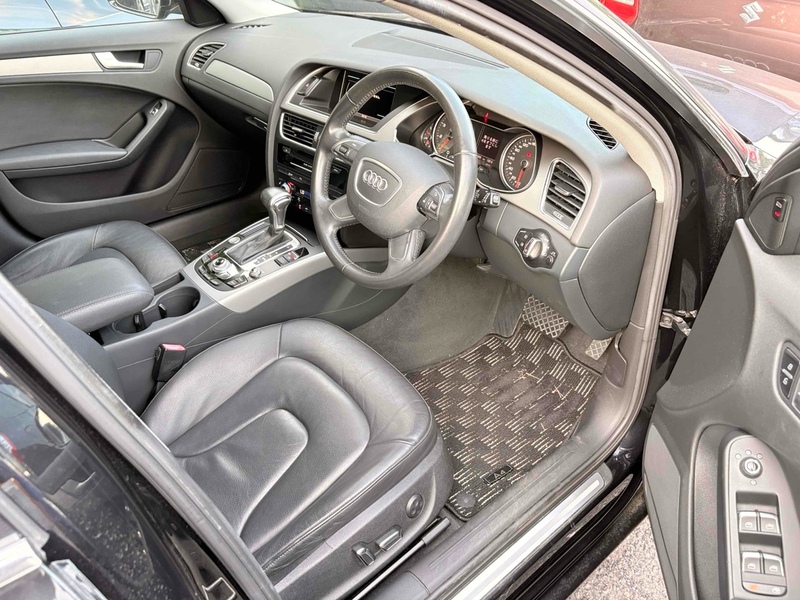 Audi A4 Avant - U12496