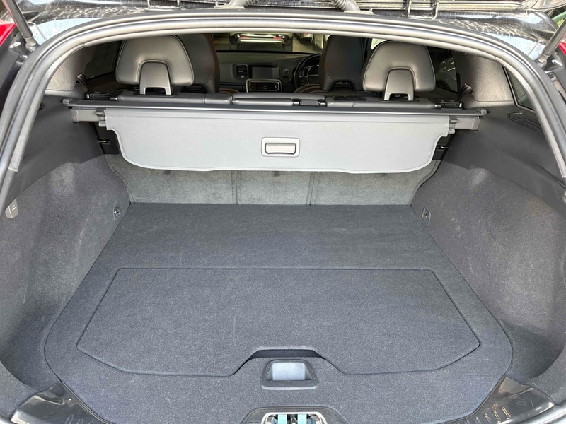 Volvo V60 D4 Dynamic Edition - U12497