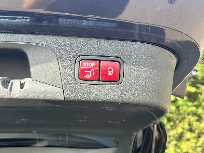 Mercedes-Benz EQC EQC 400 AMG Line - U12498