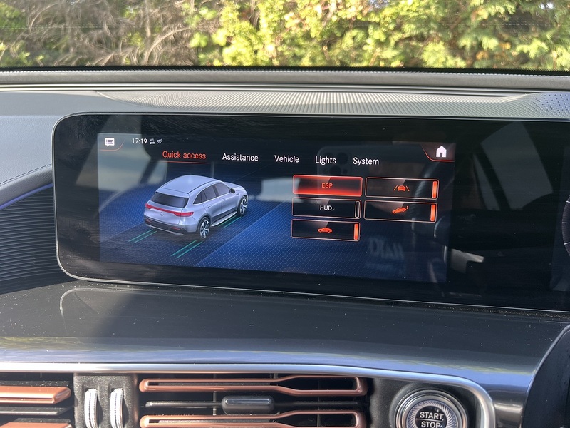 Mercedes-Benz EQC EQC 400 AMG Line - U12498