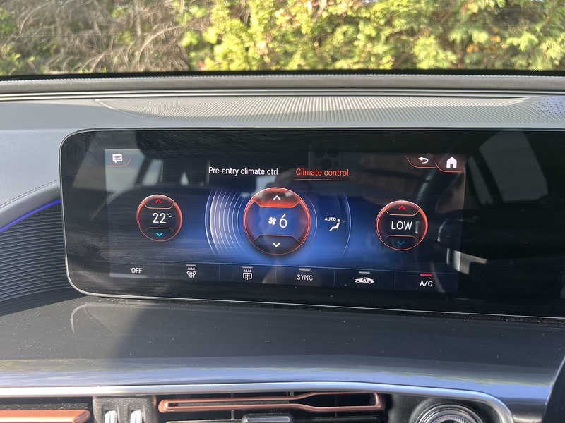 Mercedes-Benz EQC EQC 400 AMG Line - U12498