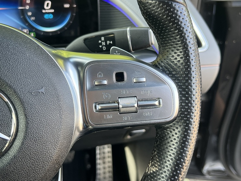 Mercedes-Benz EQC EQC 400 AMG Line - U12498