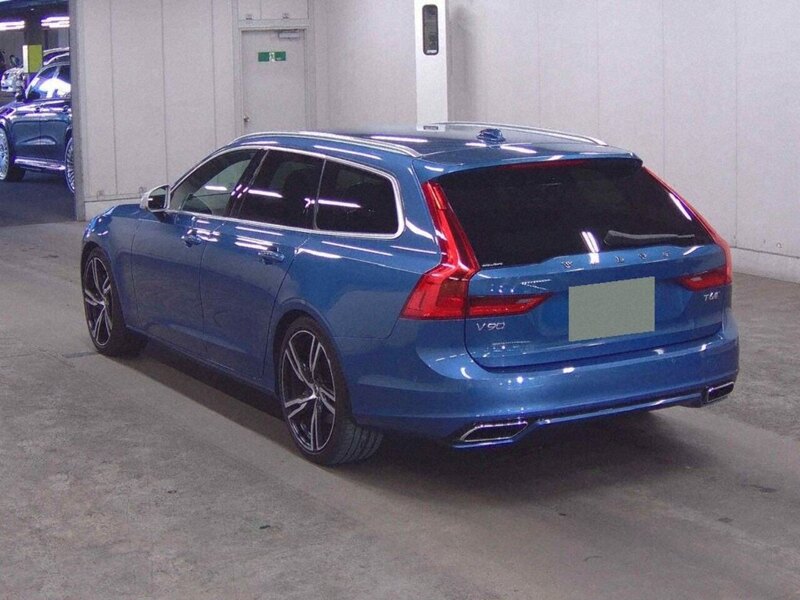Volvo V90 T6 R-Design - U12504