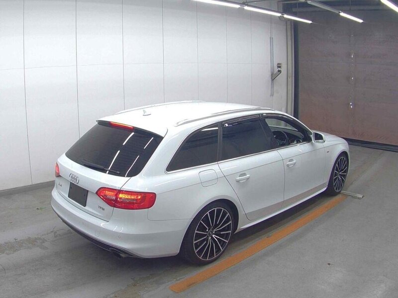 Audi A4 Avant Fsi Quattro - U12509