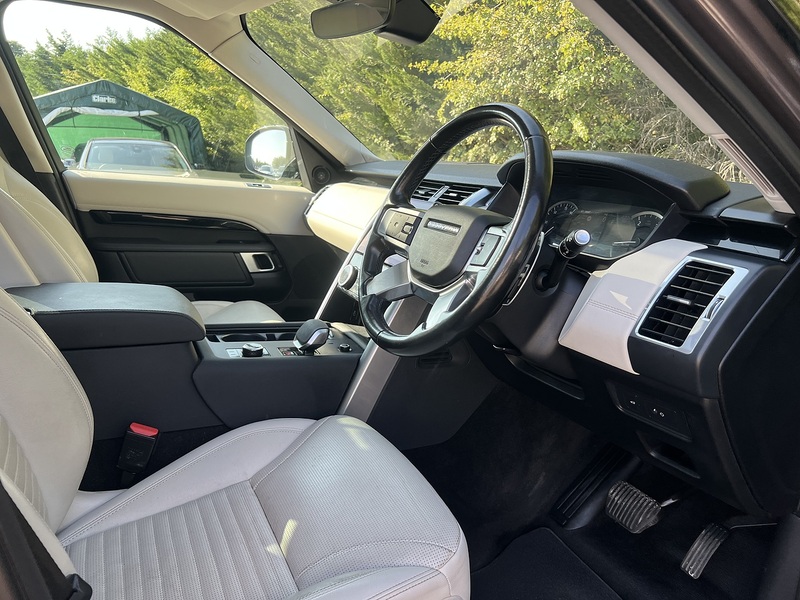 Land Rover Discovery D300 MHEV S - U12514
