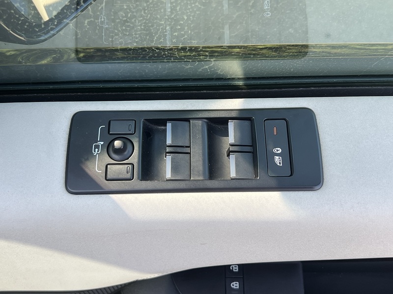 Land Rover Discovery D300 MHEV S - U12514