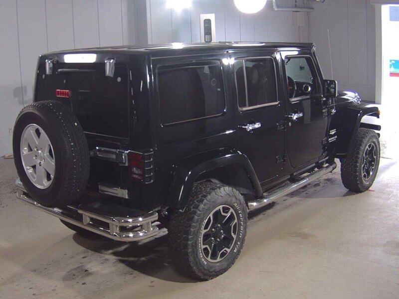 Jeep Wrangler Sahara Unlimited - U12519
