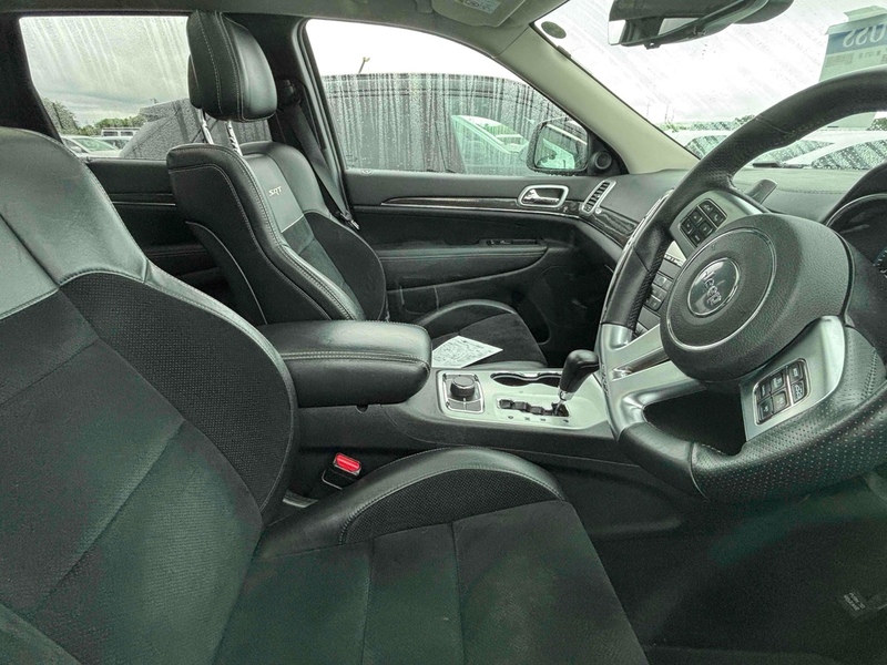 Jeep Grand Cherokee Srt8 - U12523