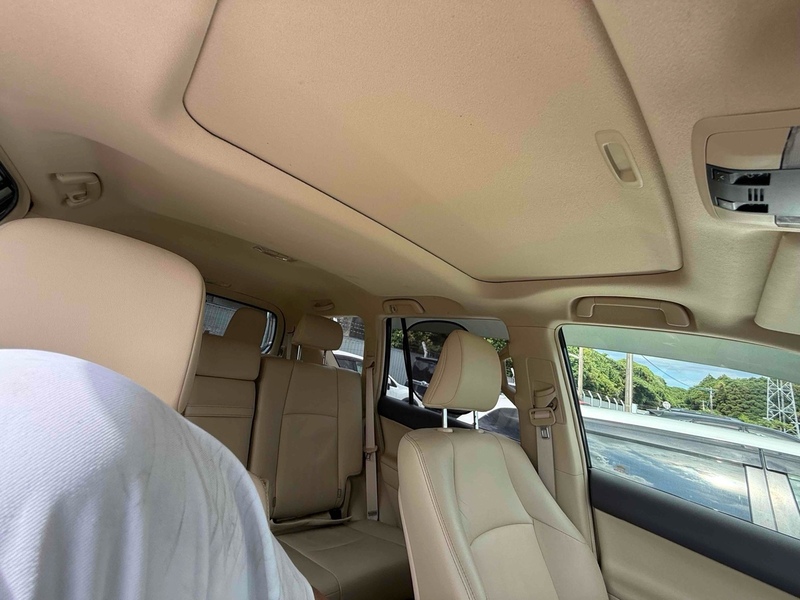 Toyota Land Cruiser Prado TX L Package - U12525