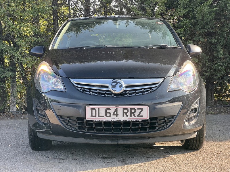 Vauxhall Corsa Design - U12534