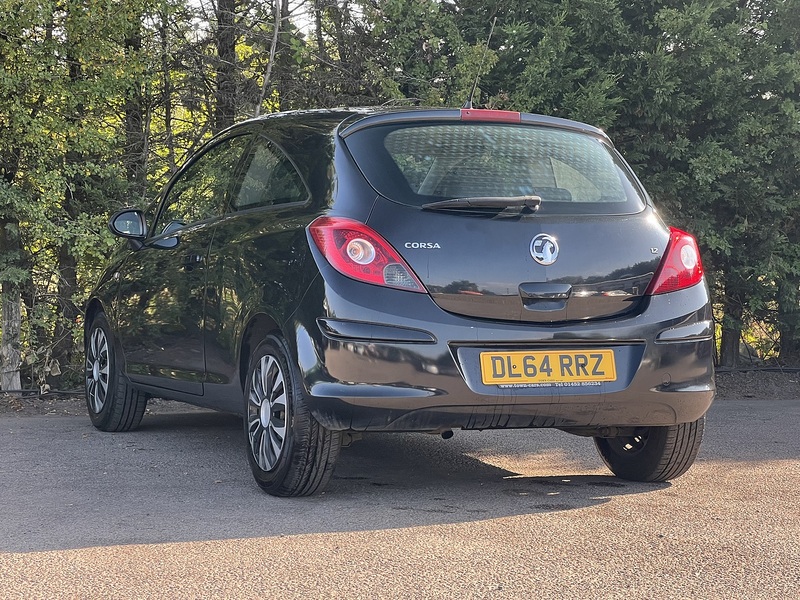 Vauxhall Corsa Design - U12534