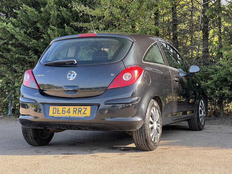 Vauxhall Corsa Design - U12534