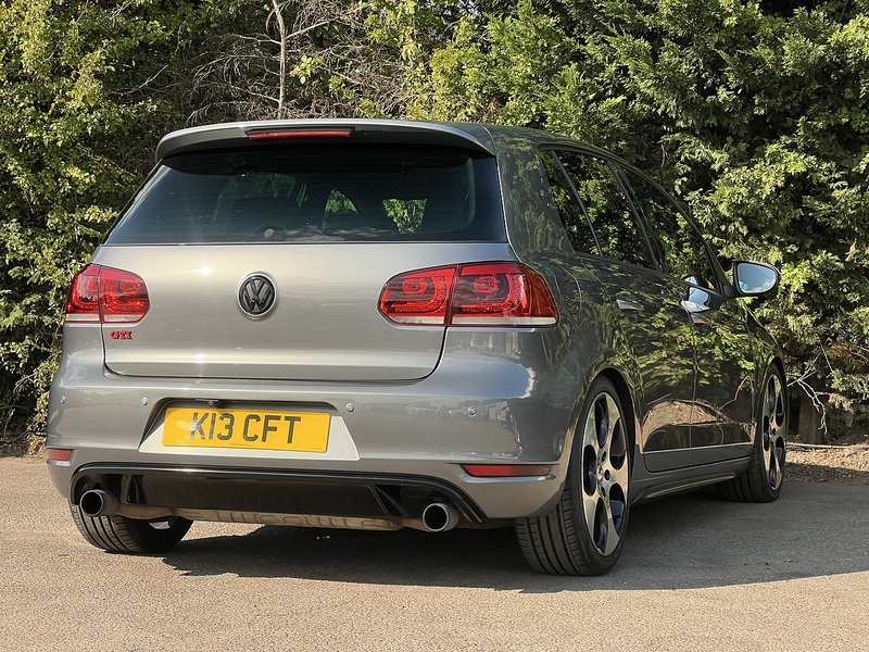 Volkswagen Golf GTI - U12540