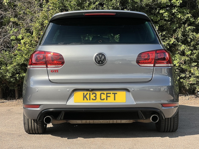 Volkswagen Golf GTI - U12540