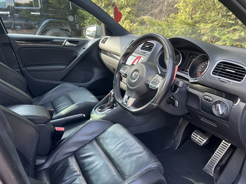 Volkswagen Golf GTI - U12540