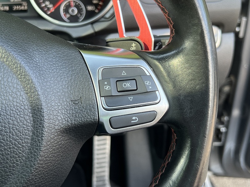Volkswagen Golf GTI - U12540