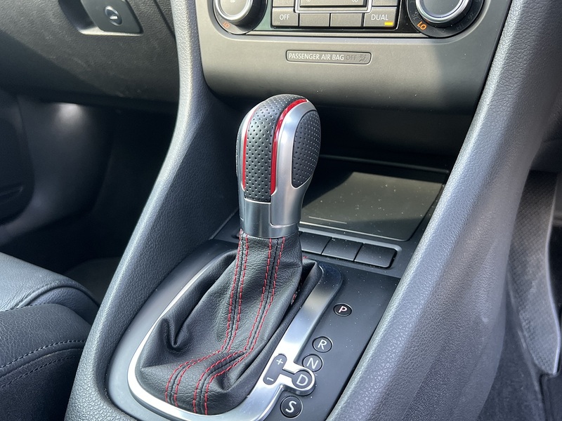Volkswagen Golf GTI - U12540