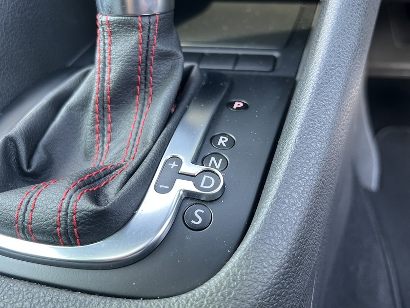 Volkswagen Golf GTI - U12540