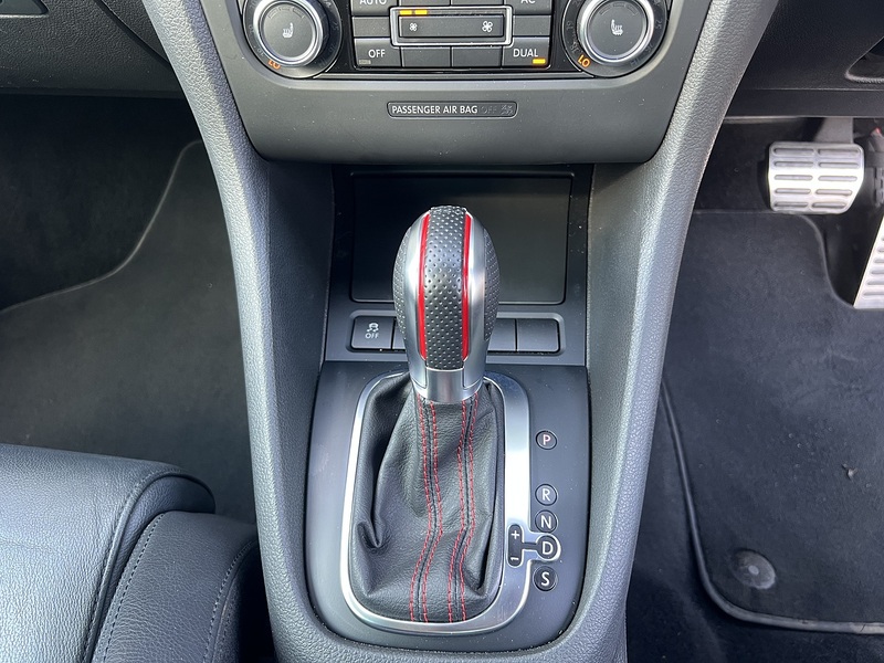 Volkswagen Golf GTI - U12540