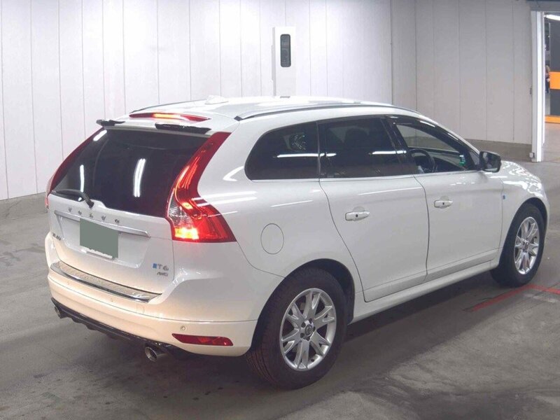 Volvo Xc60 T6 R-Design Awd - U12542