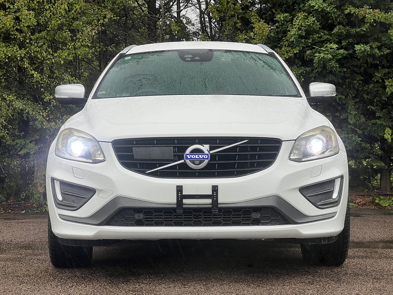 Volvo Xc60 T6 R-Design Awd - U12542