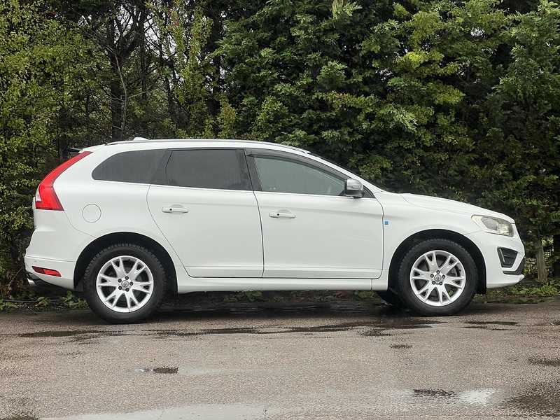 Volvo Xc60 T6 R-Design Awd - U12542