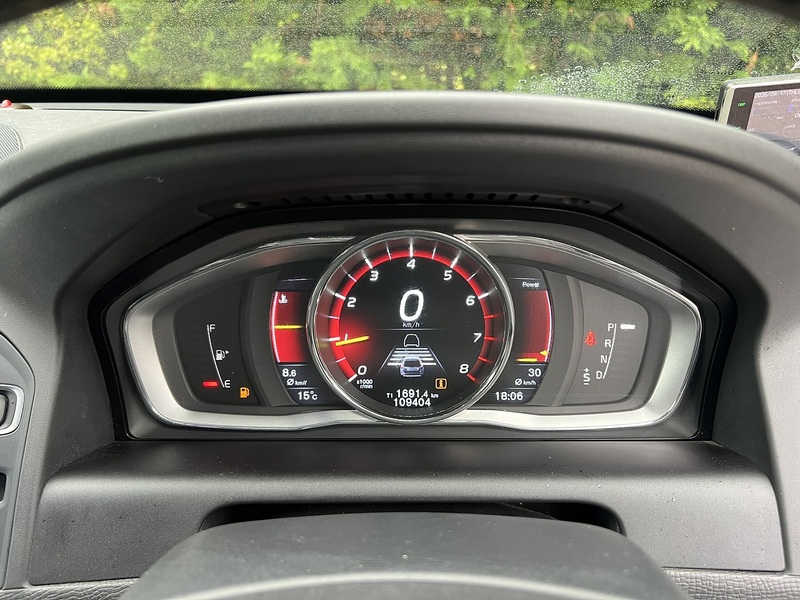 Volvo Xc60 T6 R-Design Awd - U12542
