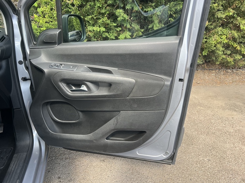 Vauxhall Combo Life Turbo D BlueInjection Energy - U12551