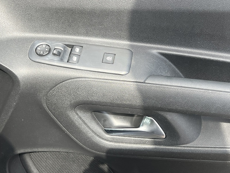 Vauxhall Combo Life Turbo D BlueInjection Energy - U12551