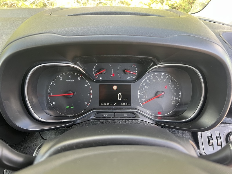 Vauxhall Combo Life Turbo D BlueInjection Energy - U12551