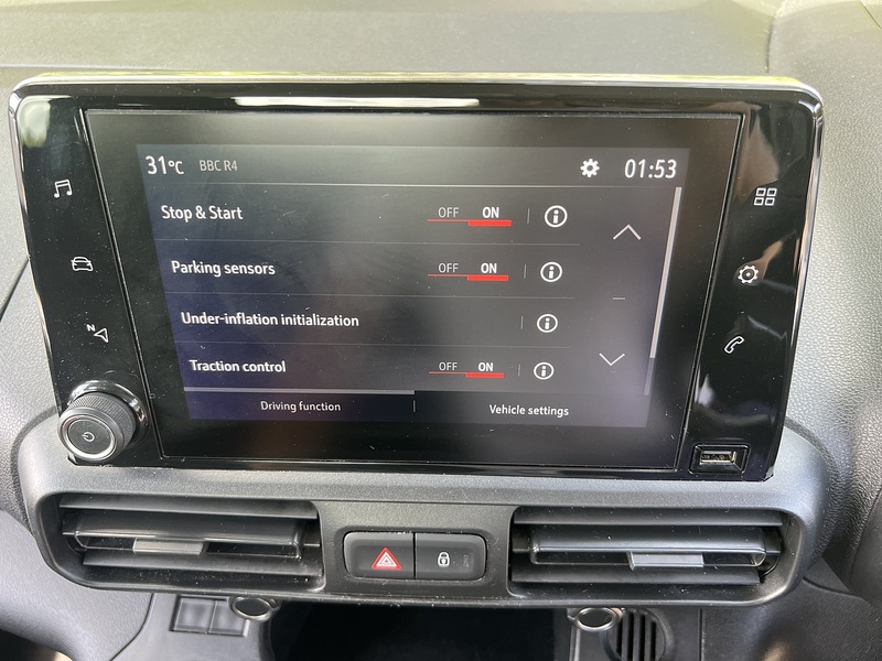 Vauxhall Combo Life Turbo D BlueInjection Energy - U12551