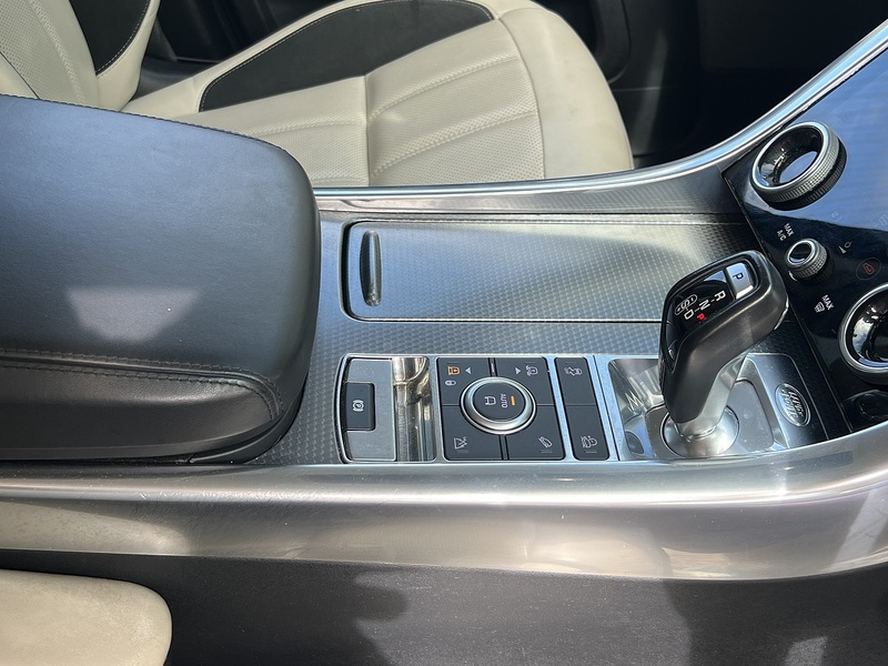 Land Rover Range Rover Sport SD V6 HSE Dynamic - U12553
