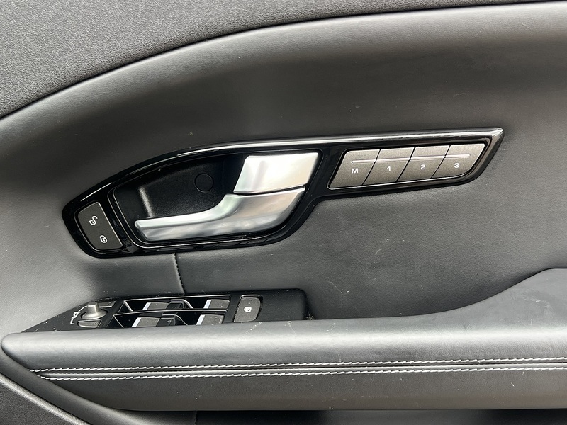 Land Rover Range Rover Evoque TD4 HSE Dynamic - U12555