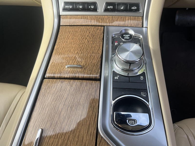 Jaguar XF d Premium Luxury - U12558