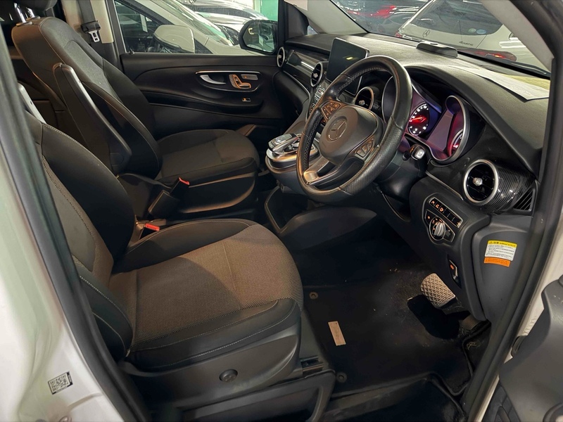 Mercedes-Benz V-Class V 220d - U12559