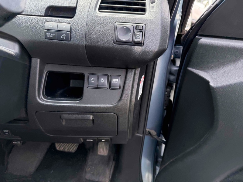 Nissan Serena HIGHWAY STAR V SELECTION S-HYBRID - U12573