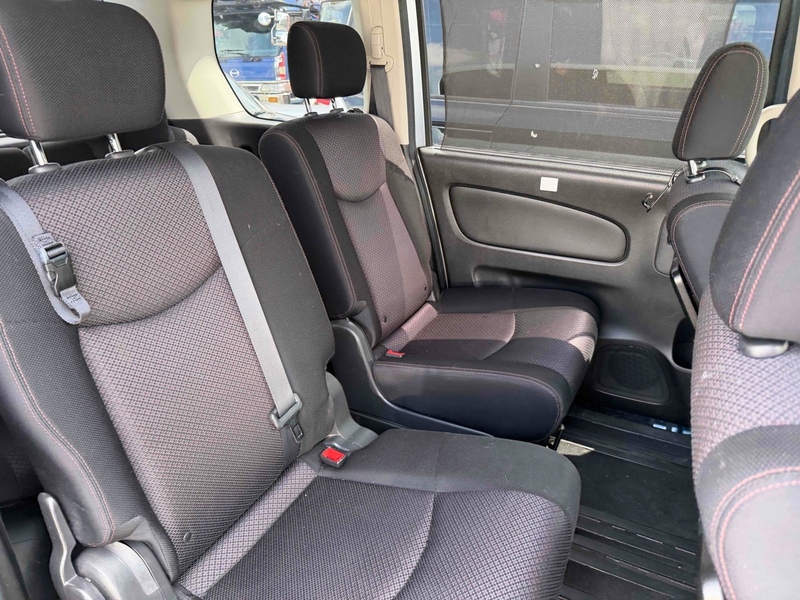 Nissan Serena HIGHWAY STAR V SELECTION S-HYBRID - U12573