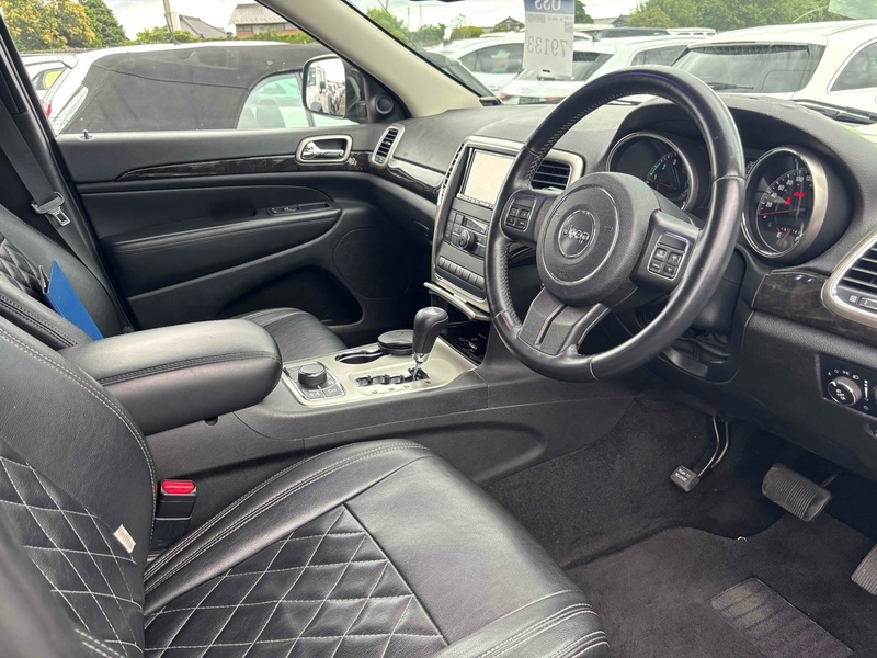 Jeep Grand Cherokee V6 Altitude - U12574