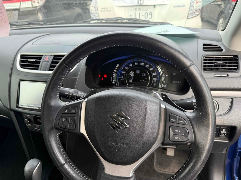 Suzuki Swift RS-DJE - U12575