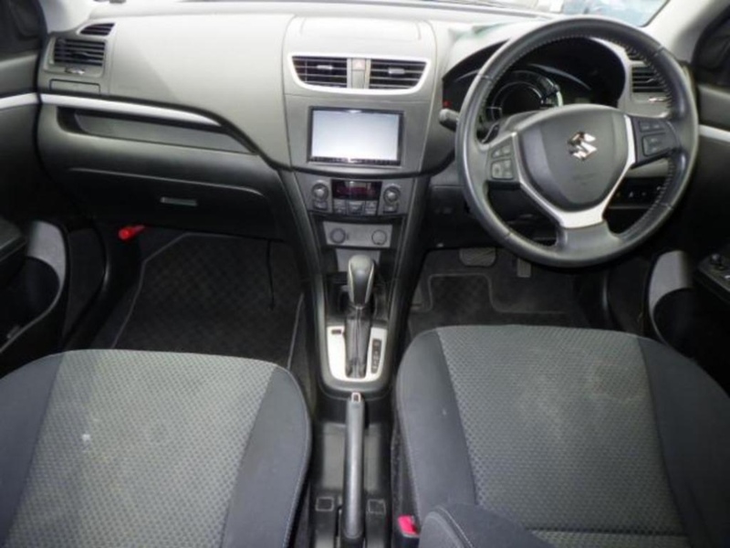 Suzuki Swift RS-DJE - U12575