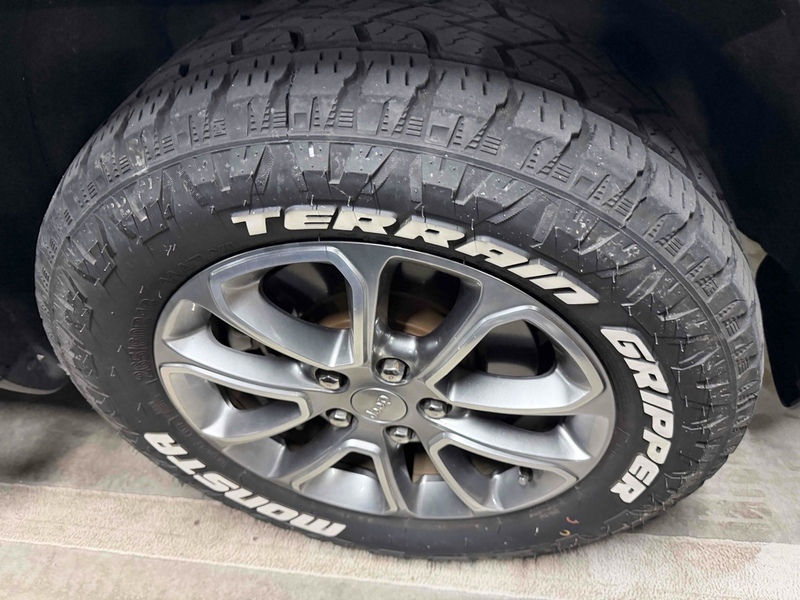 Jeep Grand Cherokee Laredo 3.6 - U12581