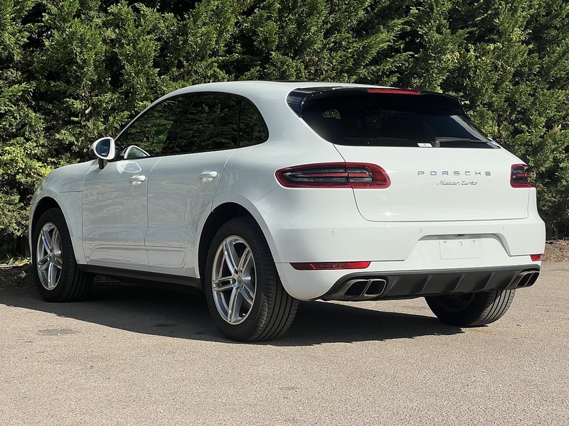Porsche Macan Turbo Pdk - U12586