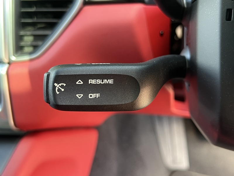 Porsche Macan Turbo Pdk - U12586